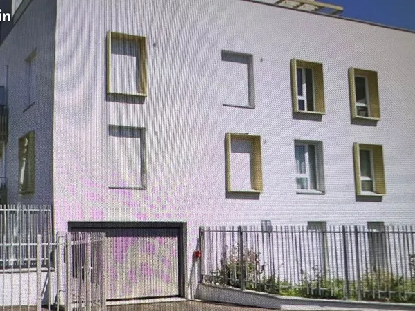 Stationnement Vente Saint-Priest 92000€