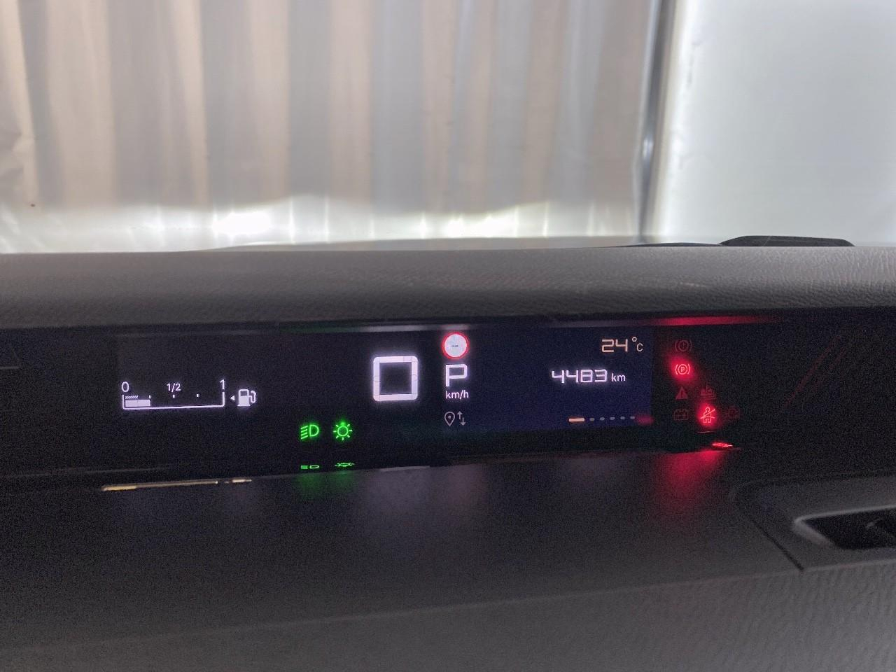 Citroën C3 Aircross hybride 145 ch aut max — photo 13