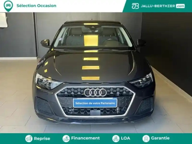 Audi A1 sportback 25 tfsi 95ch advanced — photo 3