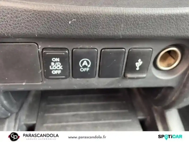 Mitsubishi L200 2.4 di-d 154ch club cab invite 2018 — photo 15