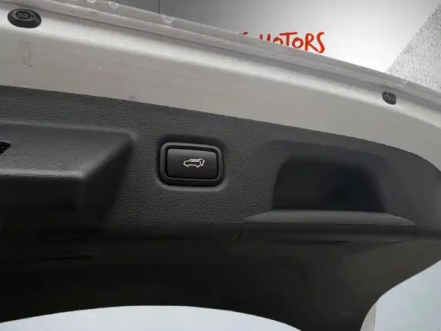 Kia Xceed 1.6 gdi 141 ch phev lounge dct6 — photo 14