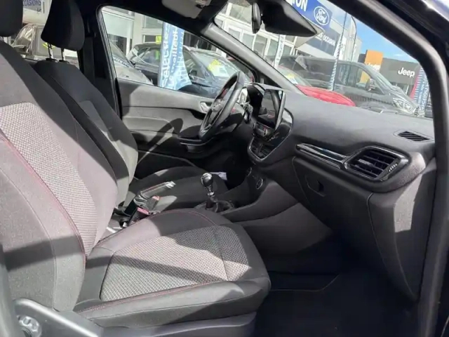 Ford Fiesta 1.0 ecoboost 125ch stop&amp;start st line 5p — photo 11