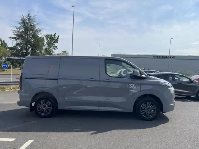Ford Custom transit  fg 320 l1h1 2.5 duratec 232ch hybride rechargeable limited cvt — photo 4