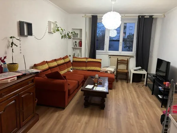 Une colocation dans un appartement lumineux