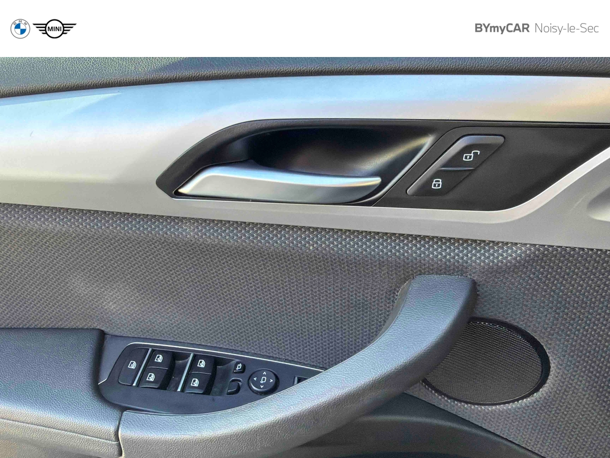 BMW X3 sDrive18d 150ch BVA8 — photo 17