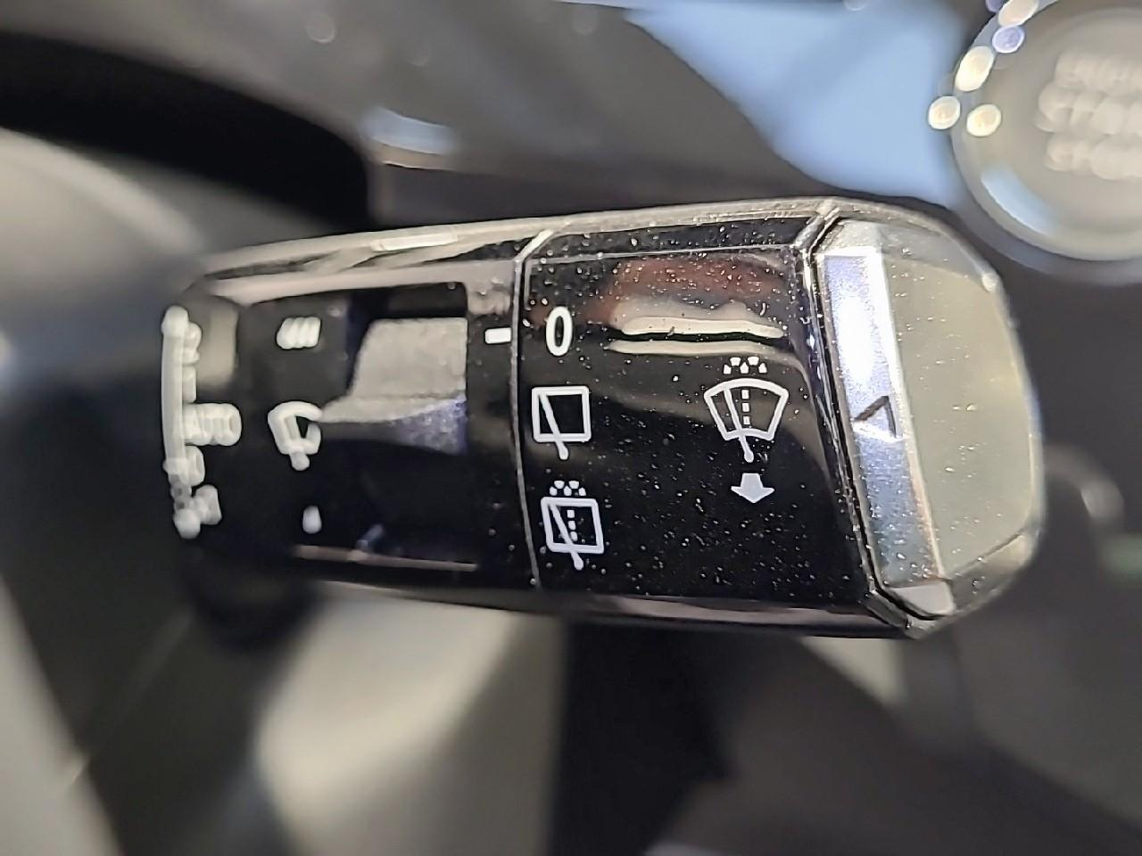 Peugeot 5008 hybrid 145 ch e-dcs6 allure — photo 21