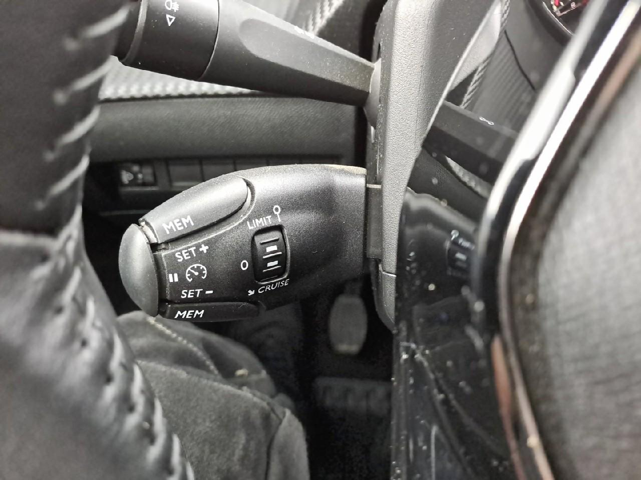 Peugeot 2008 100 s&s bvm6 style — photo 28