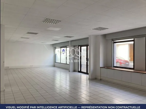 Local commercial 126 m²