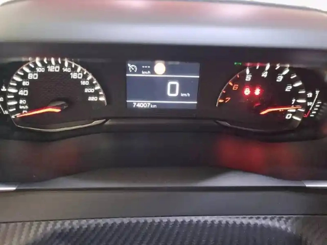 Peugeot 2008 puretech 100 s&amp;s bvm6 — photo 10