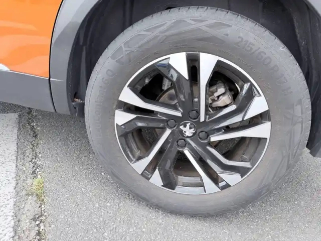 Peugeot 2008 puretech 100 s&amp;s bvm6 — photo 32
