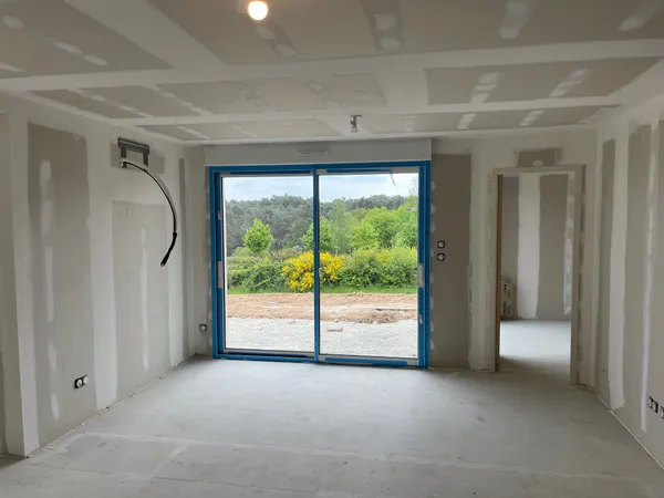 MAISON MODULAIRE À OSSATURE BOIS A BATIR