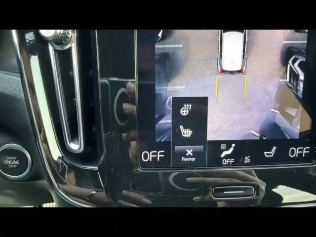 Volvo Xc40 t5 recharge 180 + 82ch plus dct 7 — photo 14