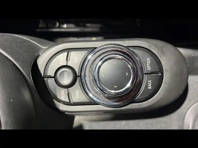 Mini Mini 5 portes cooper 136ch edition premium bva7 — photo 15