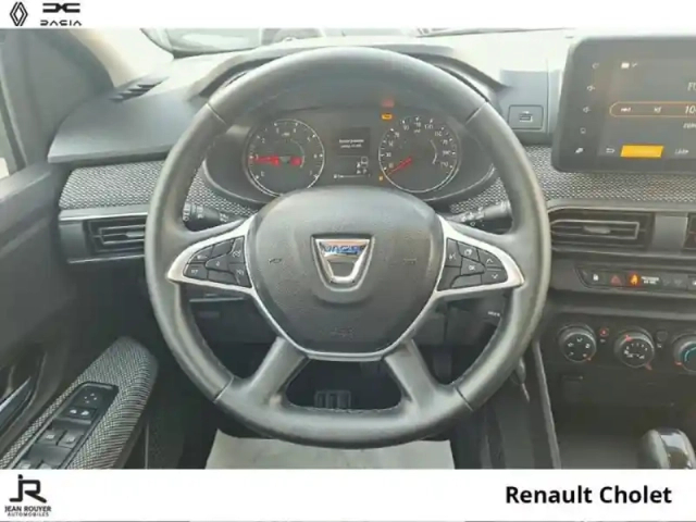 Dacia Sandero 1.0 tce 90ch confort cvt -22 — photo 14