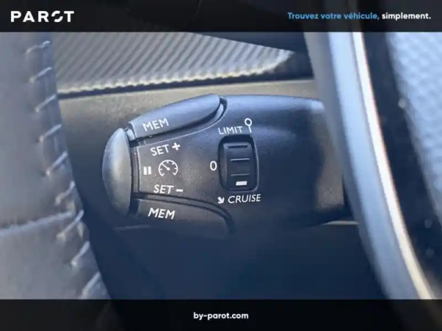 Peugeot 208 1.2 hybrid 110ch allure e-dcs6 — photo 17
