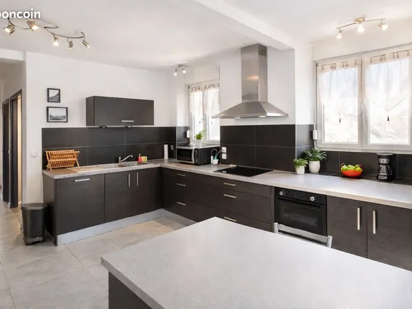 🏠 BELFORT CENTRE-VILLE - BEL APPARTEMENT T4/T5 - 3 CHAMBRES - 2 SDB - 82 m² / disponible octobre