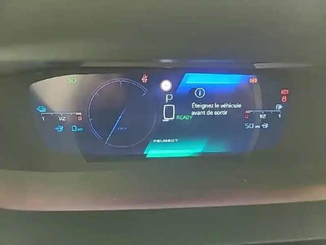 Peugeot 408 phev 225 e-eat8 — photo 10