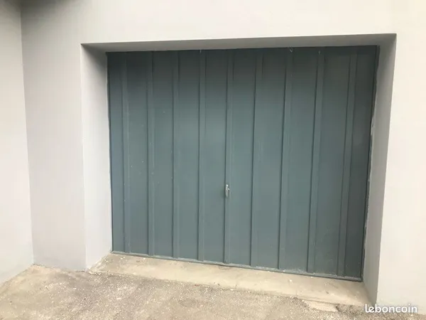Garage/box