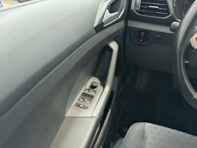 Volkswagen T-Cross 1.0 tsi 115ch lounge dsg7 — photo 6