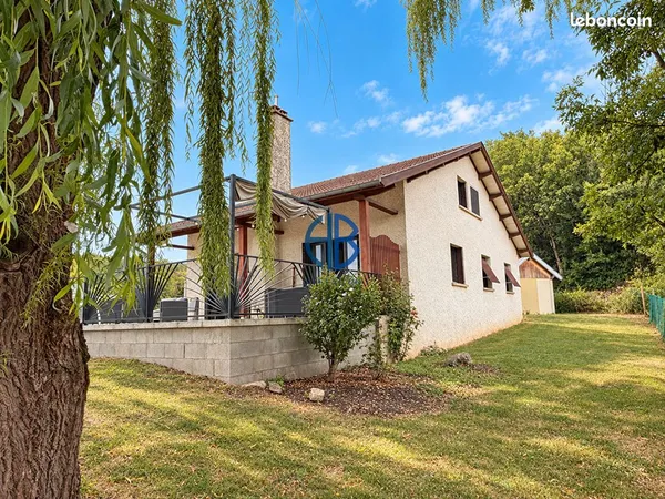Maison 5 pièces 160 m²