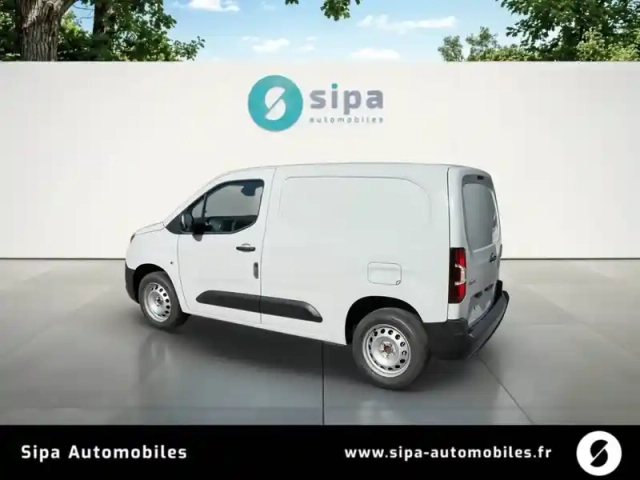 Opel Combo cargo m charge utile majoree diesel 100 ch manuelle — photo 3