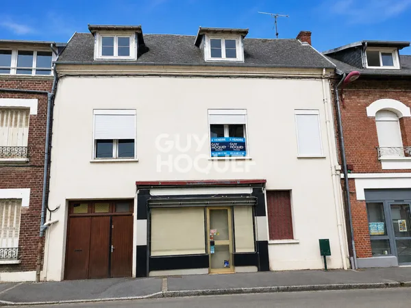Immeuble mixte à vendre de 130 m² + dépendance