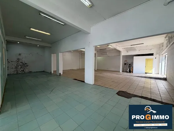 Immobilier Professionnel à louer Saint-Pierre
