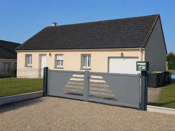 AV Maison plain pied 85m² + garage sur terrain de 800m² a Igoville