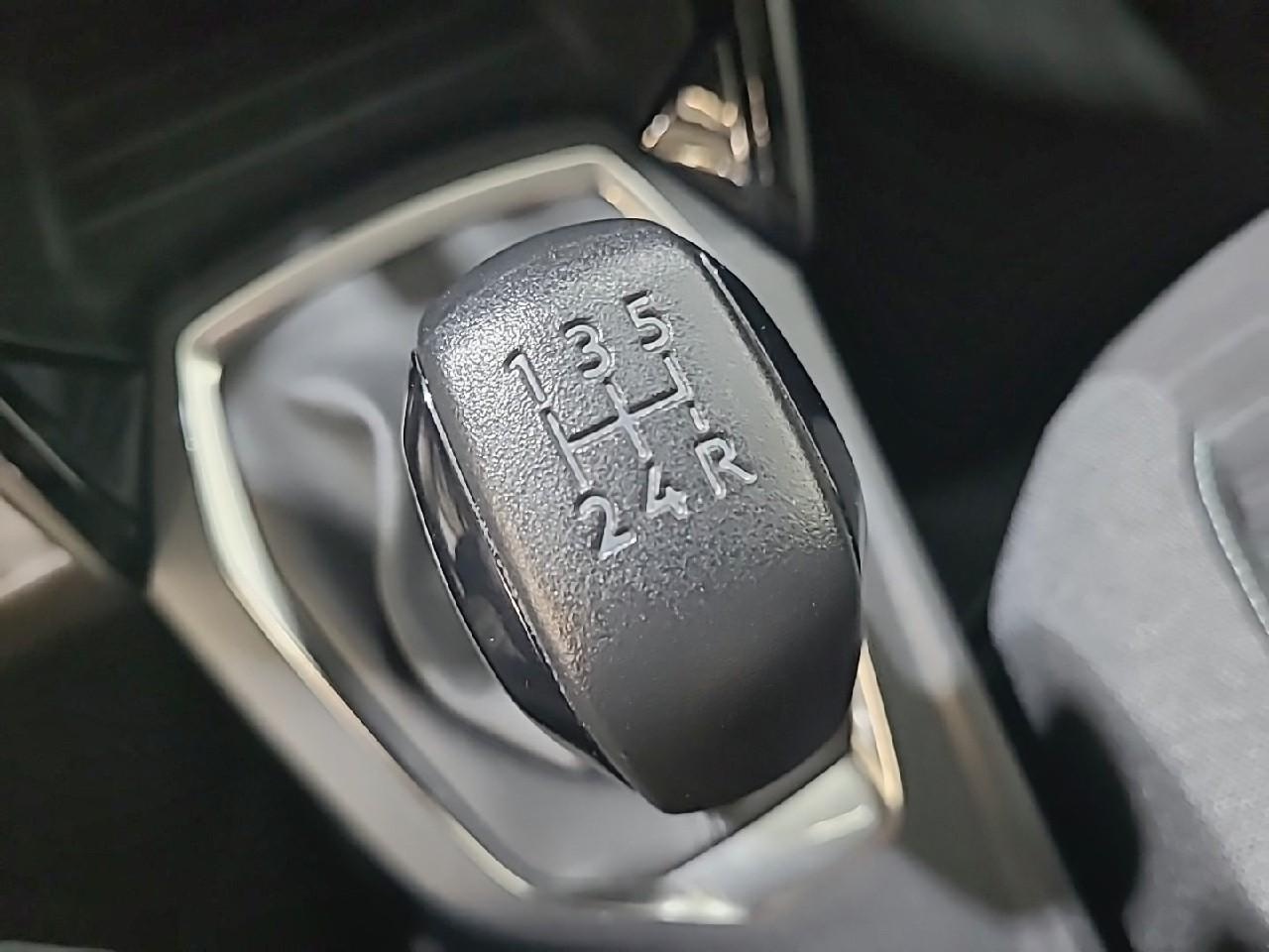 Peugeot 208 puretech 75 s&s bvm5 style — photo 19