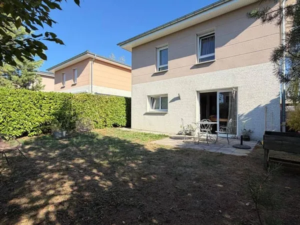 Pavillon 4 pièces 92 m²