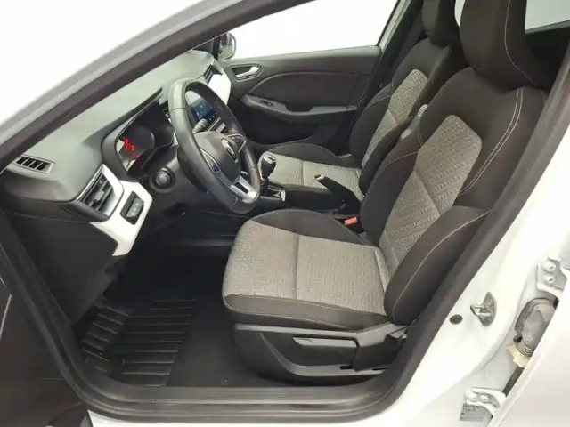 Renault Clio blue dci 100 — photo 26