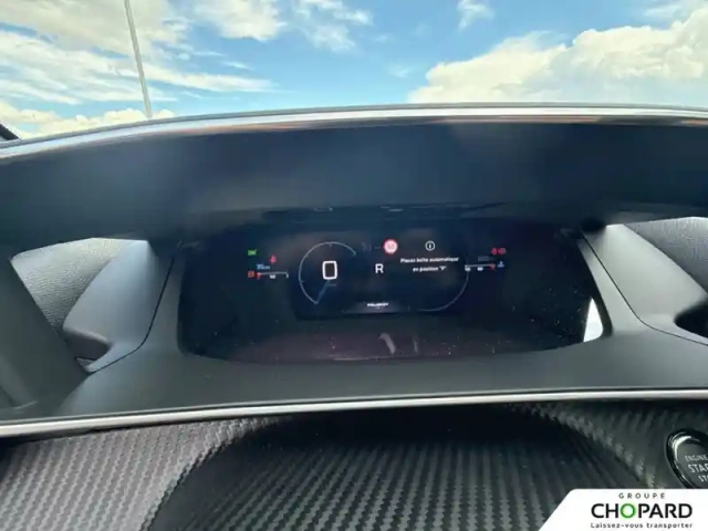 Peugeot 208 hybrid 110 e-dcs6 — photo 17