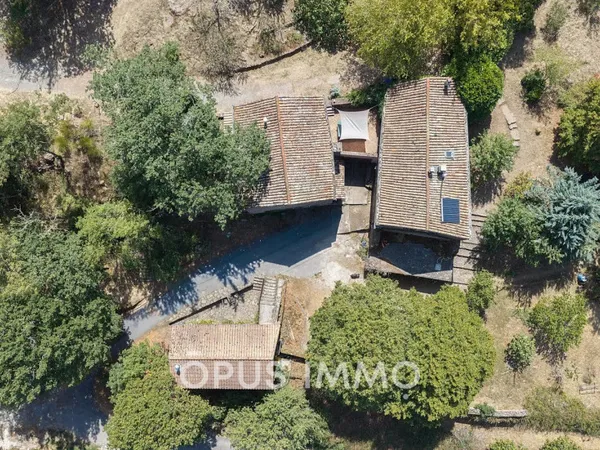 Mas provençal 10 pièces 220 m²