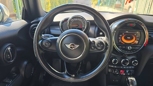 Mini Mini Cabriolet 1.5 Cooper 136 BVA7 - Finition Chili – 2016 – 49557 km – Essence – Boîte Automatique — photo 26