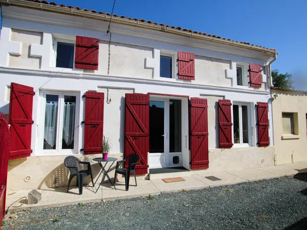 Maison de 3 chambres avec piscine