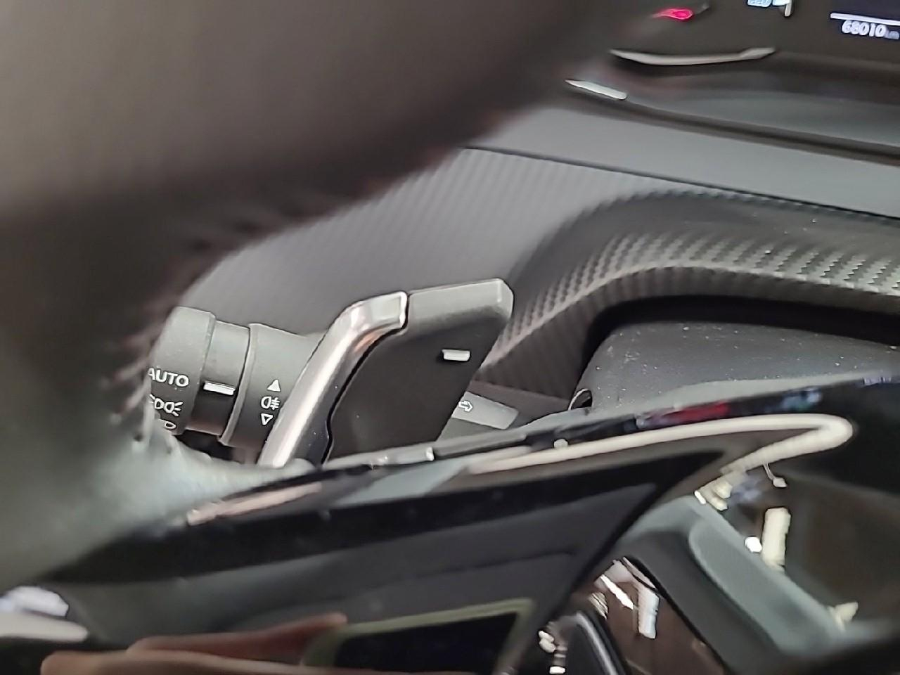 Peugeot 2008 puretech 130 s&s eat8 style — photo 27
