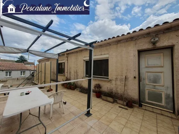 Immeuble commercial 4 pièces 340 m²
