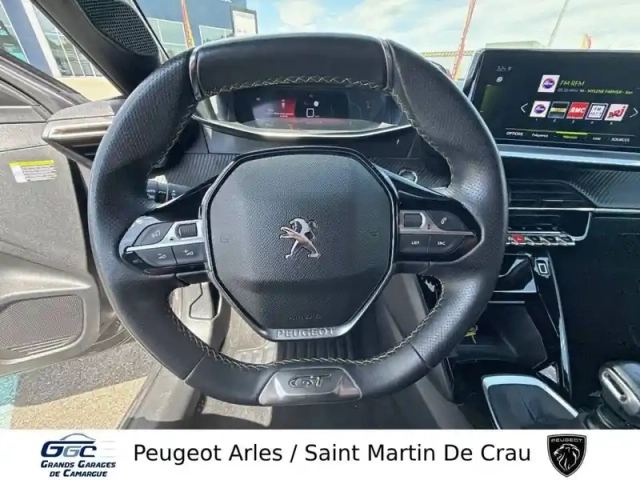 Peugeot 208 puretech 100 s&amp;s bvm6 — photo 16