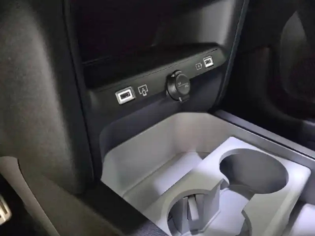 Citroën C5 Aircross hybride 145 ch e-dcs6 — photo 48