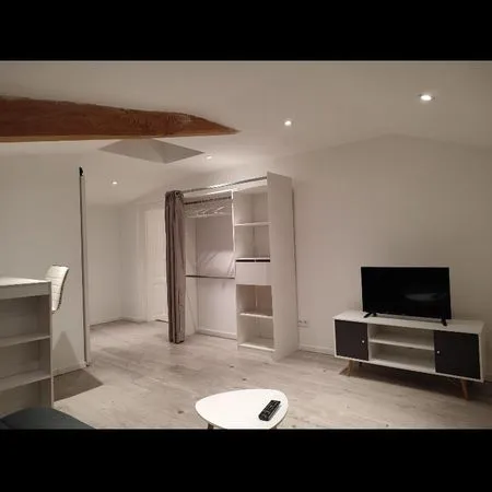 Studio 34 m² spacieux - Centre de Valence-d'Agen