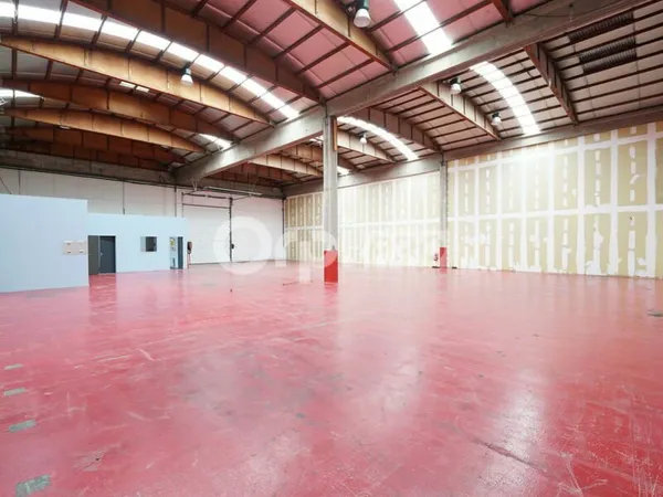 Local d'activité 2870 m²