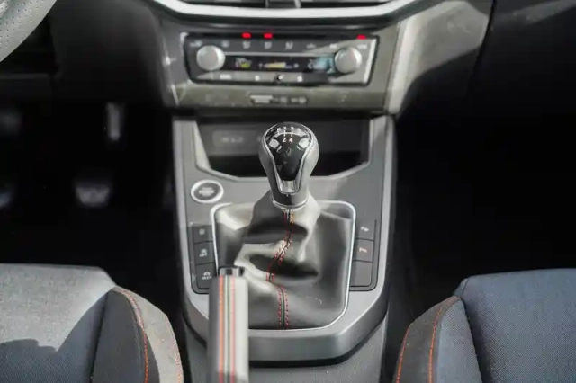 Seat Arona 1.0 tsi 95 ch start/stop bvm5 — photo 23