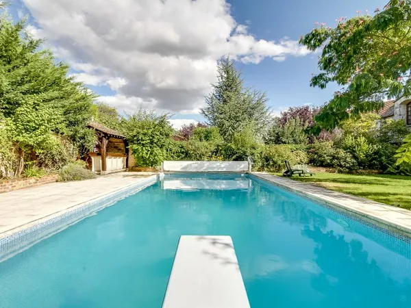 Vends maison 260m² 5 chambres avec piscine proche Barbizon