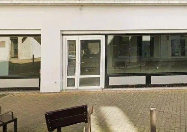 Local commercial 107 m²