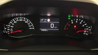 Peugeot 2008 1.2 PureTech 100ch S&S Style — photo 10