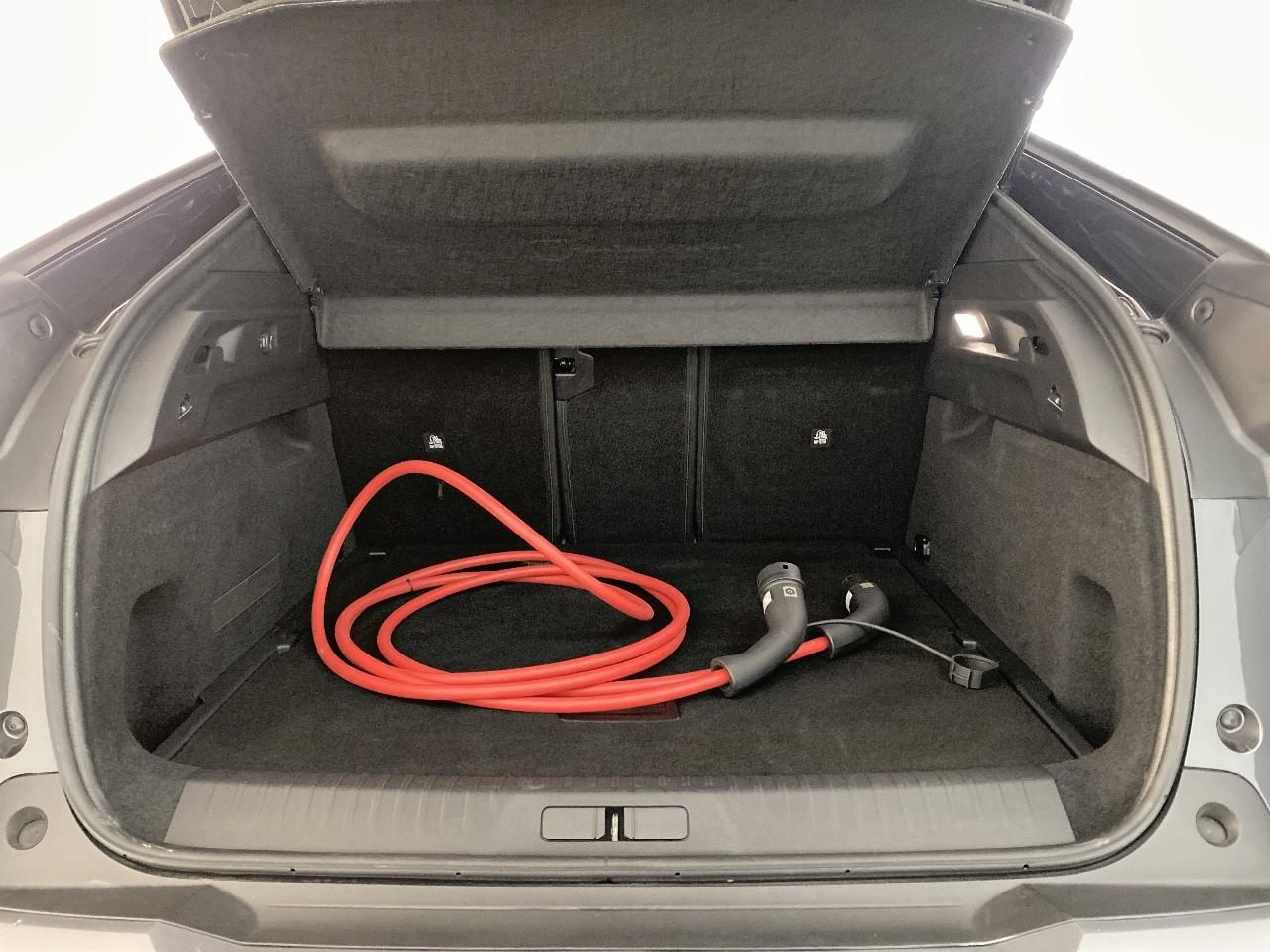 Peugeot 3008 electrique 210 ch 73 kwh allure — photo 6