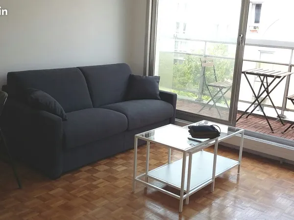Location meublée lumineux studio Paris 14