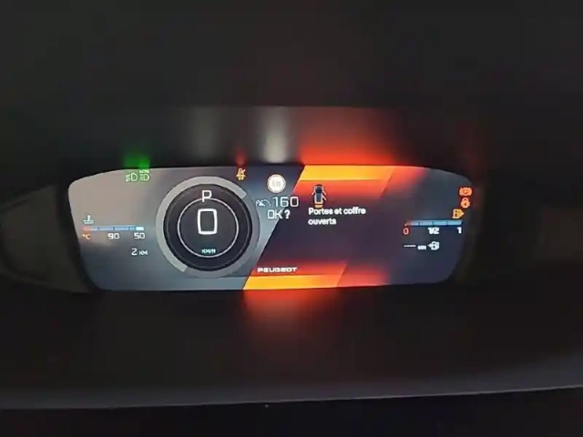 Peugeot 308 hybrid 145 e-dcs6 — photo 40