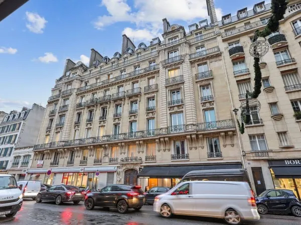 Bureaux 279 m²