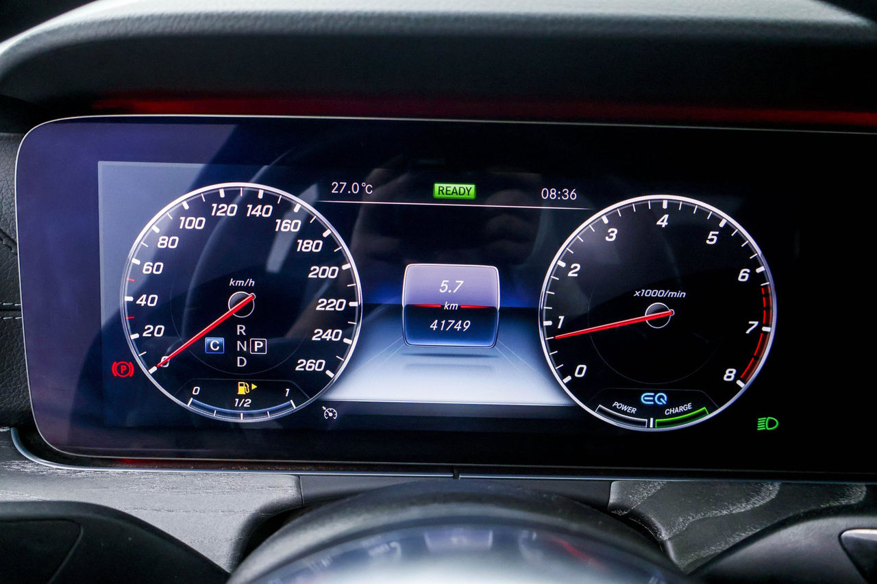 Mercedes CLS — photo 13